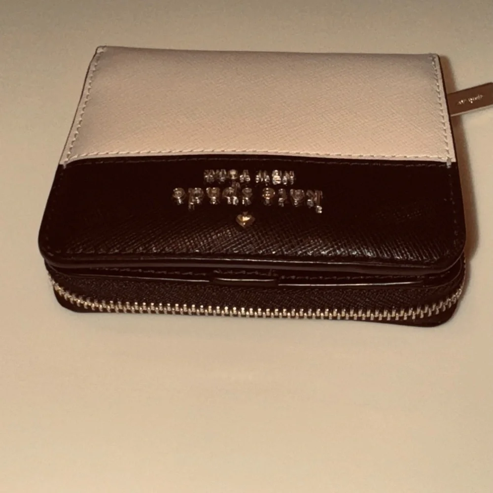 kate spade New York Staci Small Zip Around Wallet